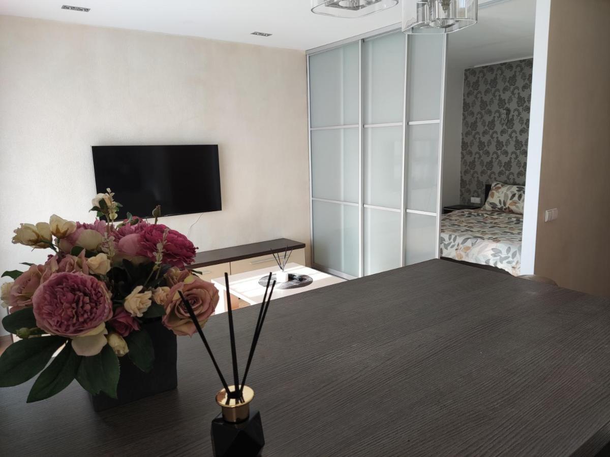 Nikoletos Apartamentai Panevėžys Extérieur photo